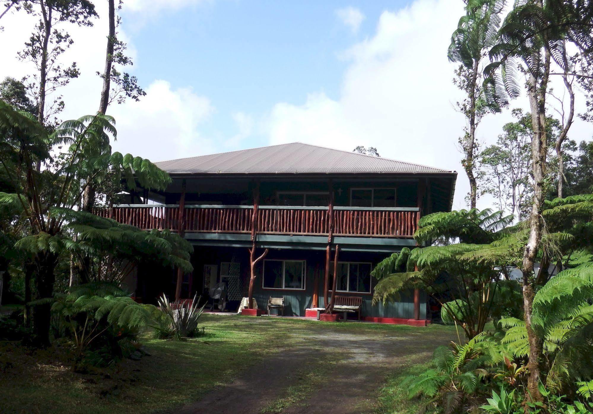 Aloha Crater Lodge Volcano Extérieur photo